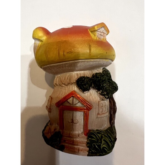 2Pcs/pack Vintage Fairy Garden Mushroom House, Little Resin Mushroom House - Picture 3 of 3